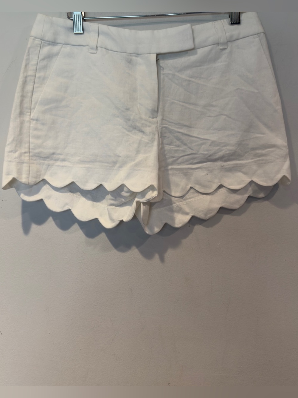 J. Crew Women's 4'' Short White Scallop Hem Shorts - Picture 8 of 8
